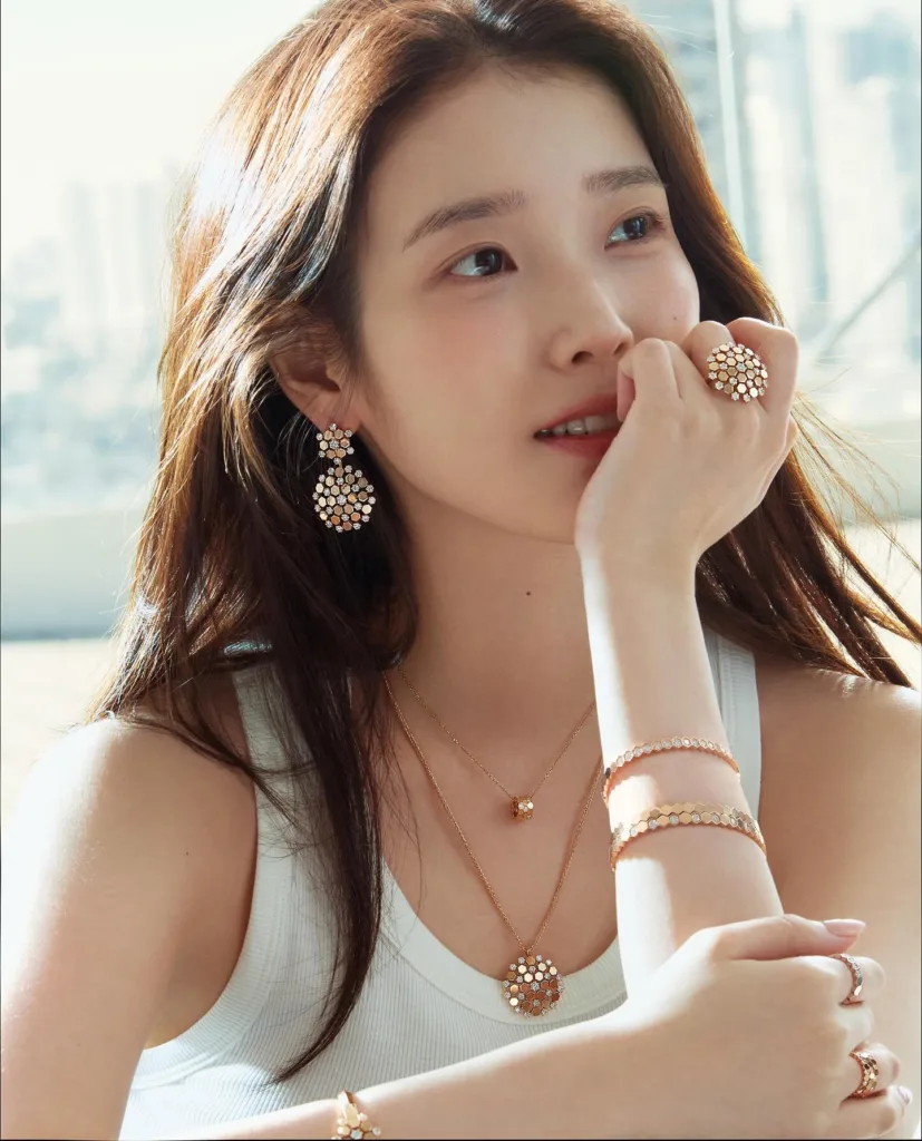 most searched Korean actress ( Lee Ji-eun (IU)