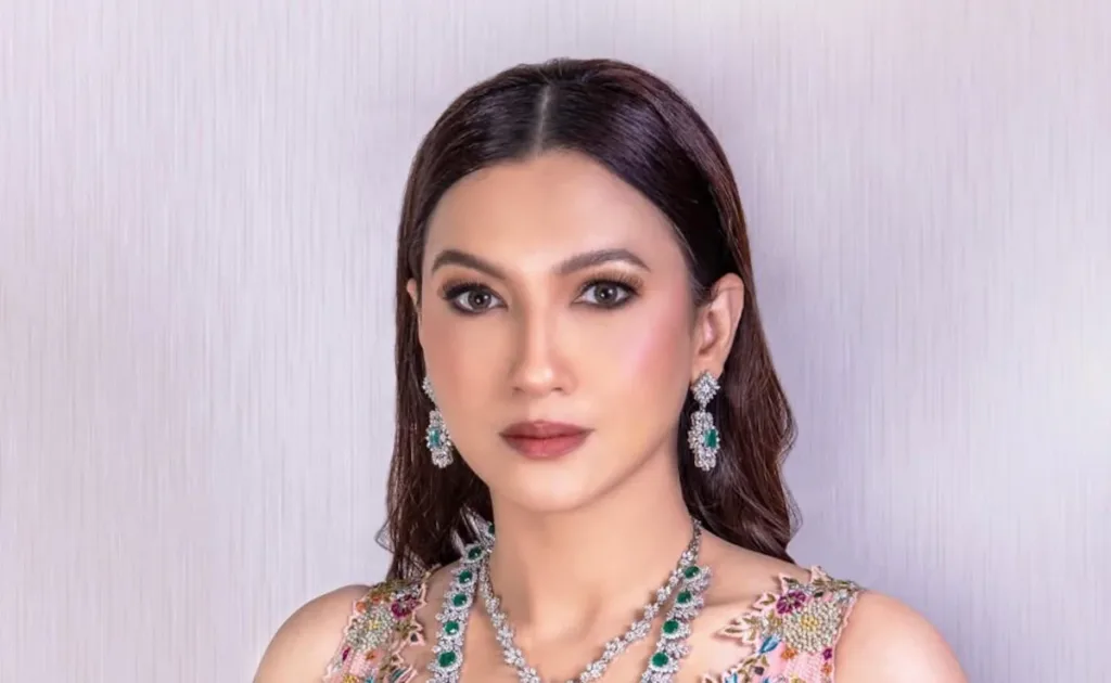 Gauahar Khan | Series Loop