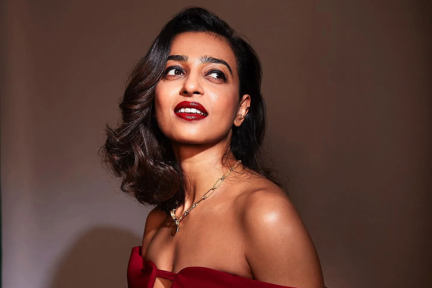 Radhika Apte | Series Loop